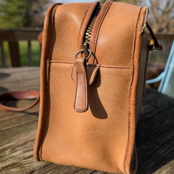 Rare Vintage Coach NYC Jumbo Flight bag In Tabac